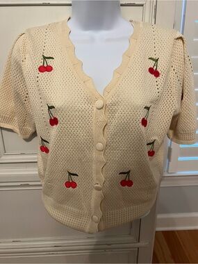 Simply Southern Cream Short-Sleeve Cherry Cardigan